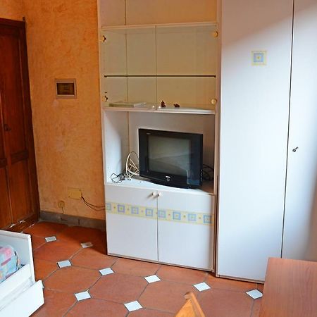 Alessandro'S Small Apartment Флоренция Экстерьер фото